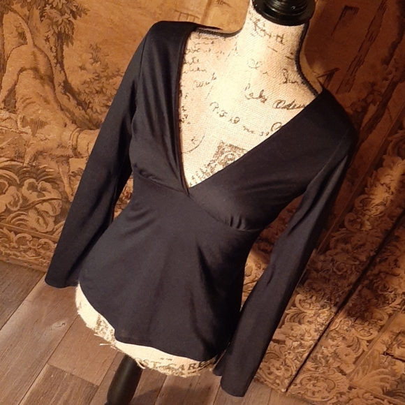 NWT Mixik Black Deep V Shirt - Picture 1 of 7